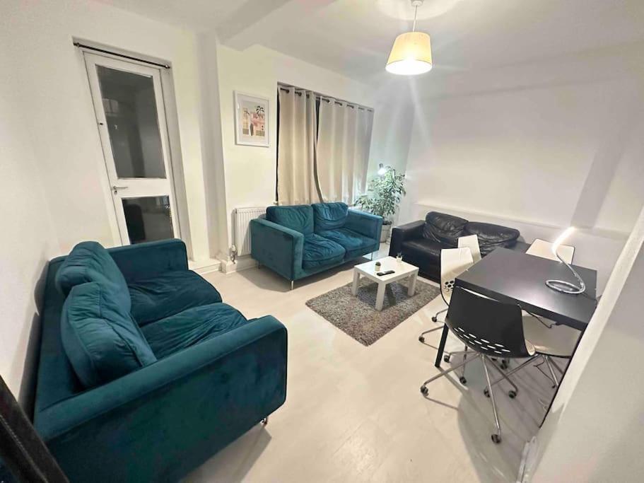 3 Bedroom Flat Kings Cross London Exterior photo