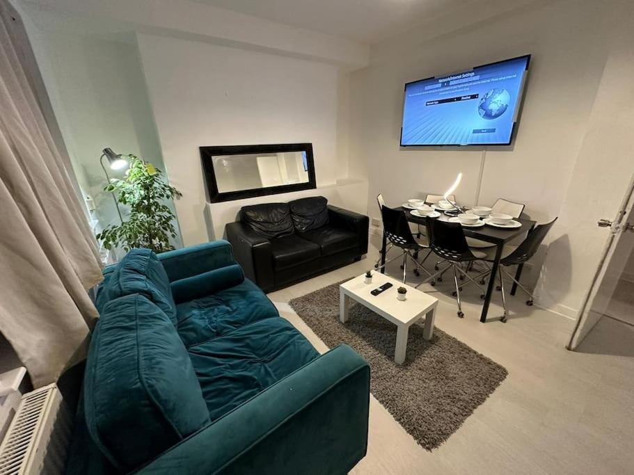 3 Bedroom Flat Kings Cross London Exterior photo